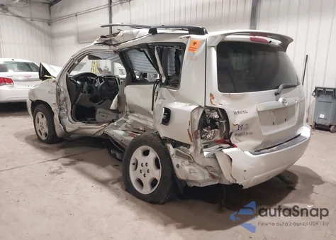 2005 Toyota Highlander Limited V6 from USA, damaged, VIN JTEEP21A250082028